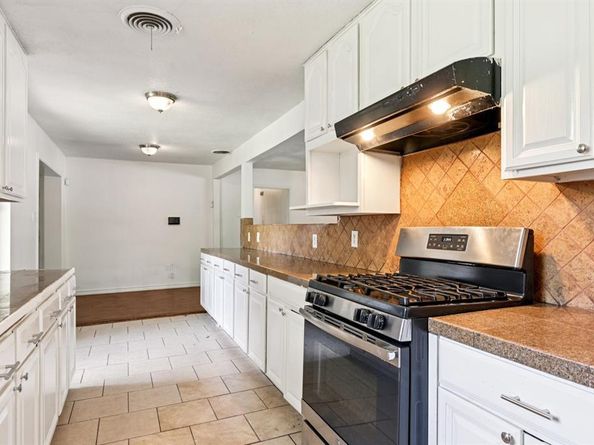 2504  Duringer Road , Fort Worth Texas 76133