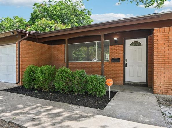 2504  Duringer Road , Fort Worth Texas 76133