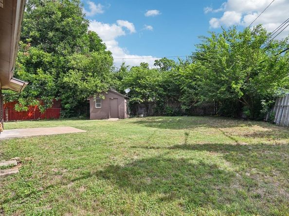 2504  Duringer Road , Fort Worth Texas 76133
