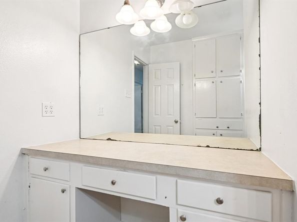 2504  Duringer Road , Fort Worth Texas 76133