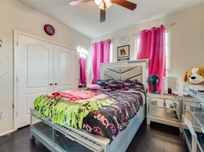 1033  Bruni Court , Aubrey Texas 76227