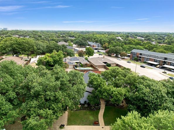 6029  Spring Flower Trail , Dallas Texas 75248