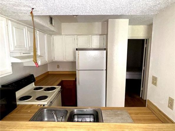 9823  Walnut Street  L114, Dallas Texas 75243