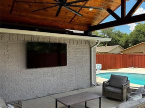 1029  Cross Bend Road , Plano Texas 75023