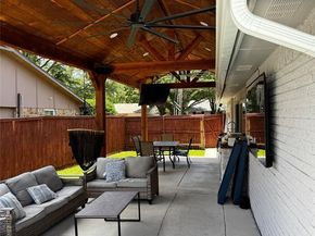 1029  Cross Bend Road , Plano Texas 75023
