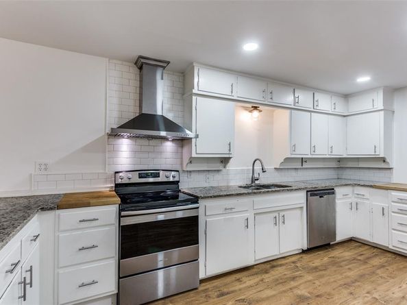 5812  Walla Avenue , Fort Worth Texas 76133