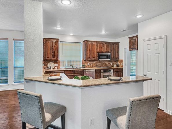 1504  Tangle Ridge Drive , McKinney Texas 75071