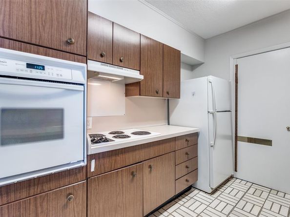 3701  Turtle Creek Boulevard  4J, Dallas Texas 75219
