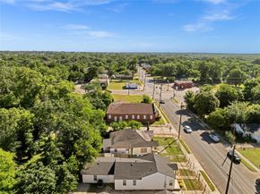 4015  Spring Avenue , Dallas Texas 75210