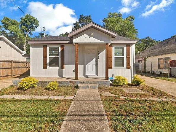 4015  Spring Avenue , Dallas Texas 75210
