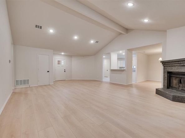 5048  Hollow Ridge Road , Dallas Texas 75227