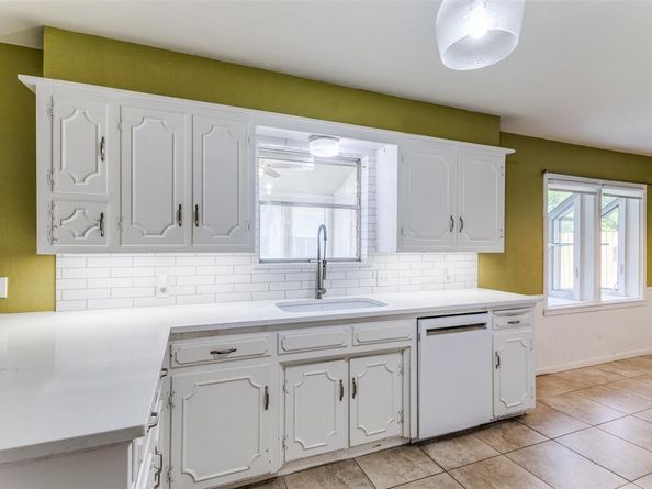 6049  Wimbleton Way , Fort Worth Texas 76133