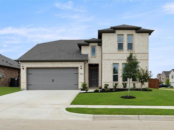 2116  Hickory Lane  , Aubrey Texas 76227