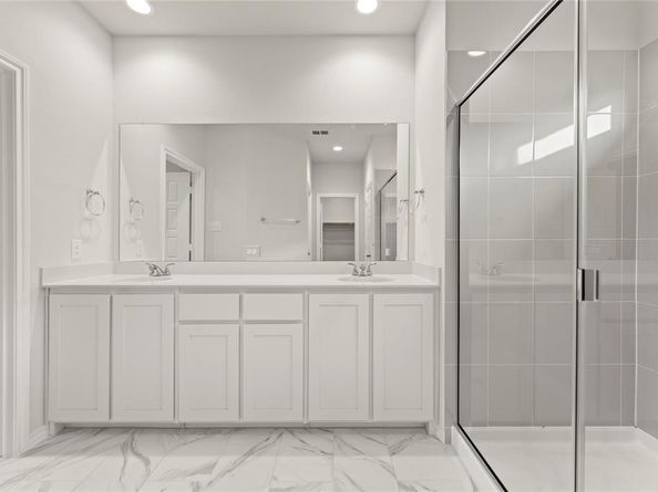 2116  Hickory Lane  , Aubrey Texas 76227