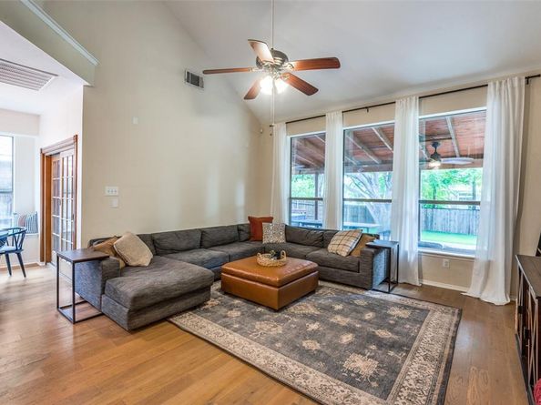 2828  Coteau Way , Dallas Texas 75227