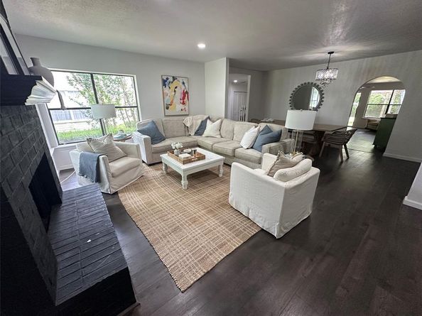 816  Northwood Road , Fort Worth Texas 76107