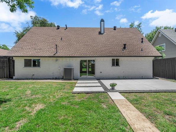 12271  High Meadow Drive , Dallas Texas 75234