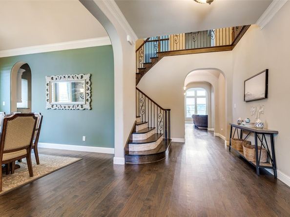 5812  Chalford  , Colleyville Texas 76034