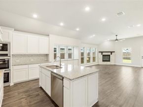 404  Atlas Cedar Drive , Glenn Heights Texas 75154