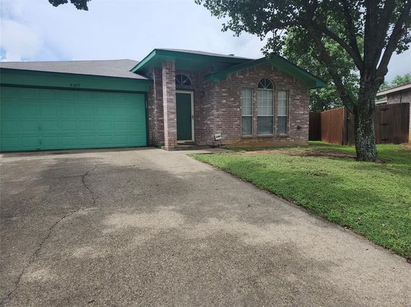 9307  Crimnson Court , Dallas Texas 75217