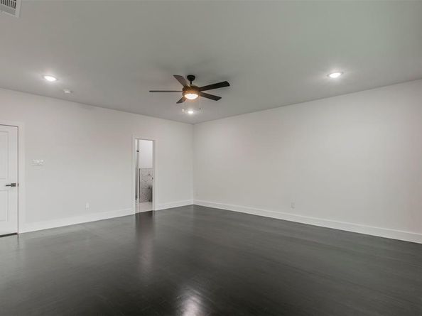 407  Dubois Avenue , Dallas Texas 75203