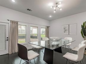 407  Dubois Avenue , Dallas Texas 75203