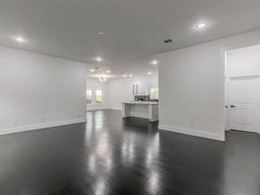 407  Dubois Avenue , Dallas Texas 75203
