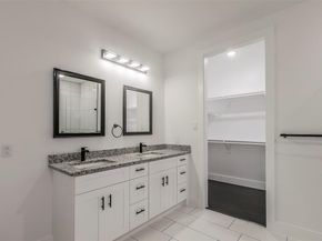 407  Dubois Avenue , Dallas Texas 75203