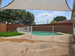 2915  Touraine Drive , Dallas Texas 75211