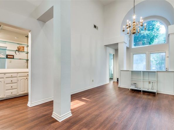 924  Mccoy Drive , Irving Texas 75062