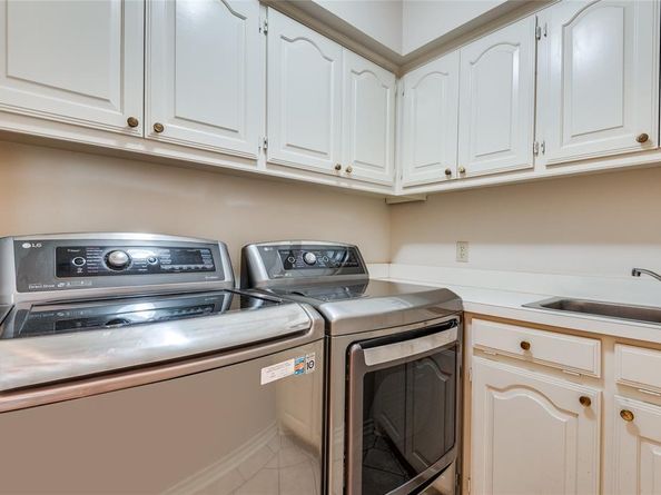 924  Mccoy Drive , Irving Texas 75062