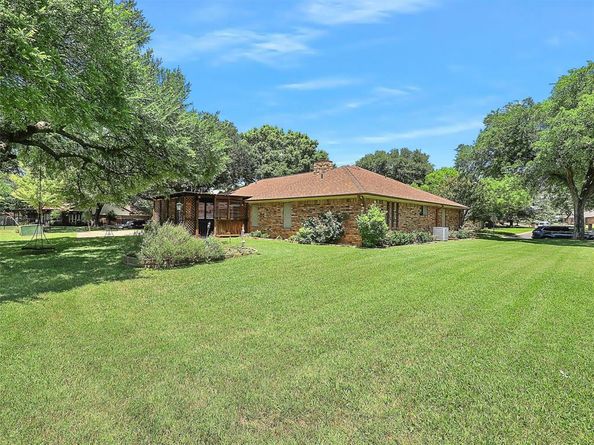 9101  Westwood Shores Drive , Fort Worth Texas 76179