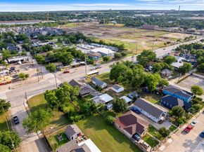 1413  Singleton Boulevard , Dallas Texas 75212