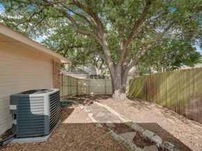 2018  Hearthside Lane , Garland Texas 75044