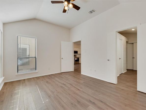 2018  Hearthside Lane , Garland Texas 75044