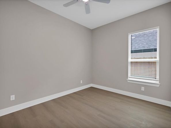 5332  Locke Avenue , Fort Worth Texas 76107