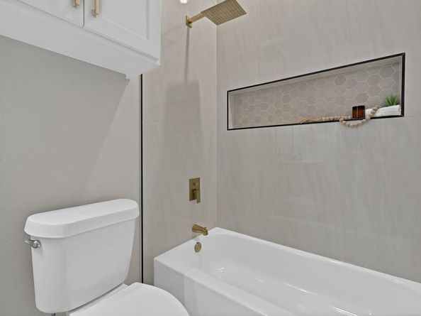 5332  Locke Avenue , Fort Worth Texas 76107