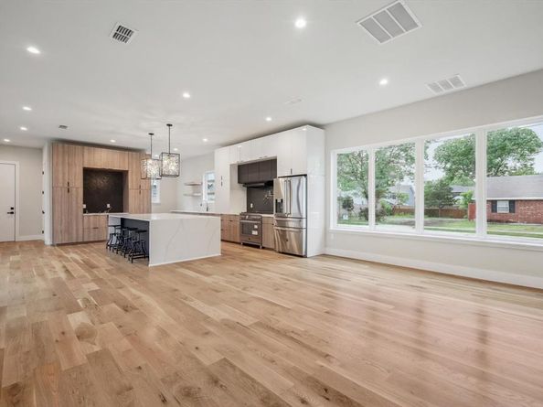 3902  Park Lane , Dallas Texas 75220