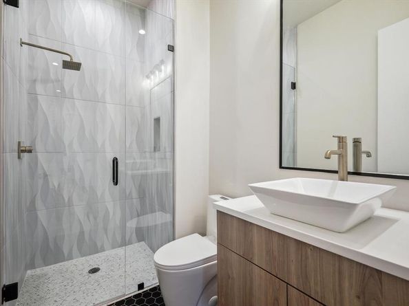 3902  Park Lane , Dallas Texas 75220