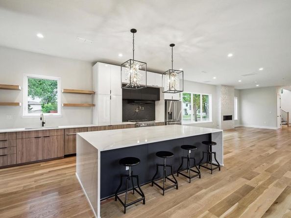 3902  Park Lane , Dallas Texas 75220