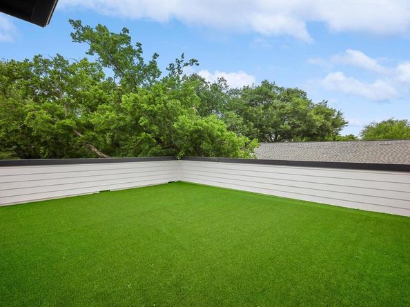 3902  Park Lane , Dallas Texas 75220