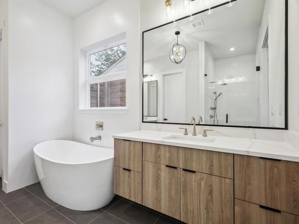 3902  Park Lane , Dallas Texas 75220