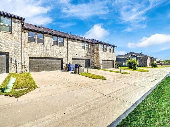 2538  Settlers Place , Garland Texas 75042