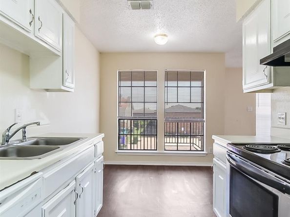 8133  Foxfire Lane , White Settlement Texas 76108
