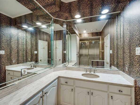 4350  Cochran Chapel Circle , Dallas Texas 75209