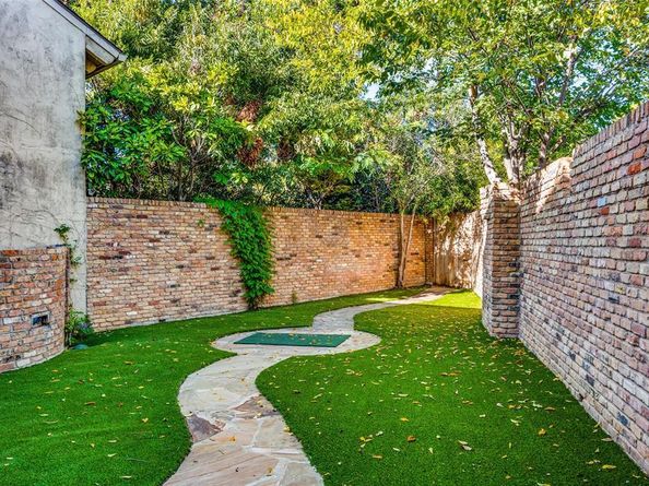 4350  Cochran Chapel Circle , Dallas Texas 75209