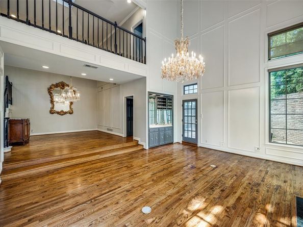 4350  Cochran Chapel Circle , Dallas Texas 75209