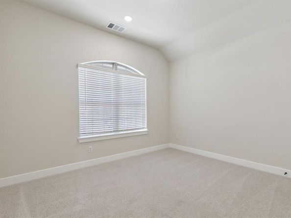 120  Bristol Lane , Azle Texas 76020