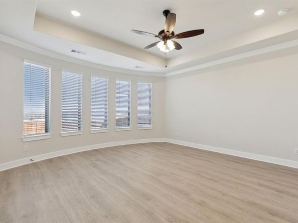 120  Bristol Lane , Azle Texas 76020