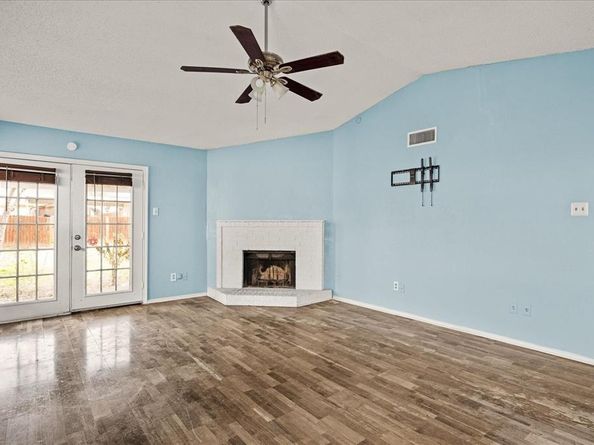 3812  Duck Creek Drive , Garland Texas 75043